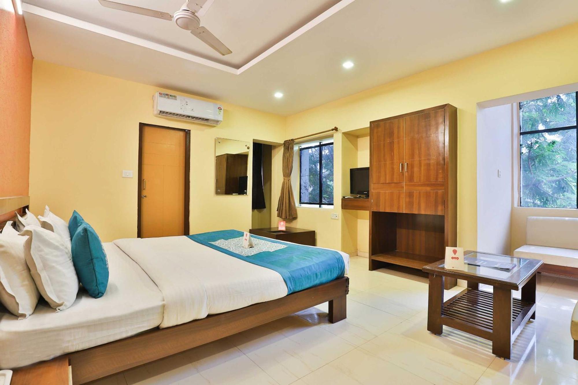 OYO 3444 Hotel Sunrise Gorwa Buitenkant foto