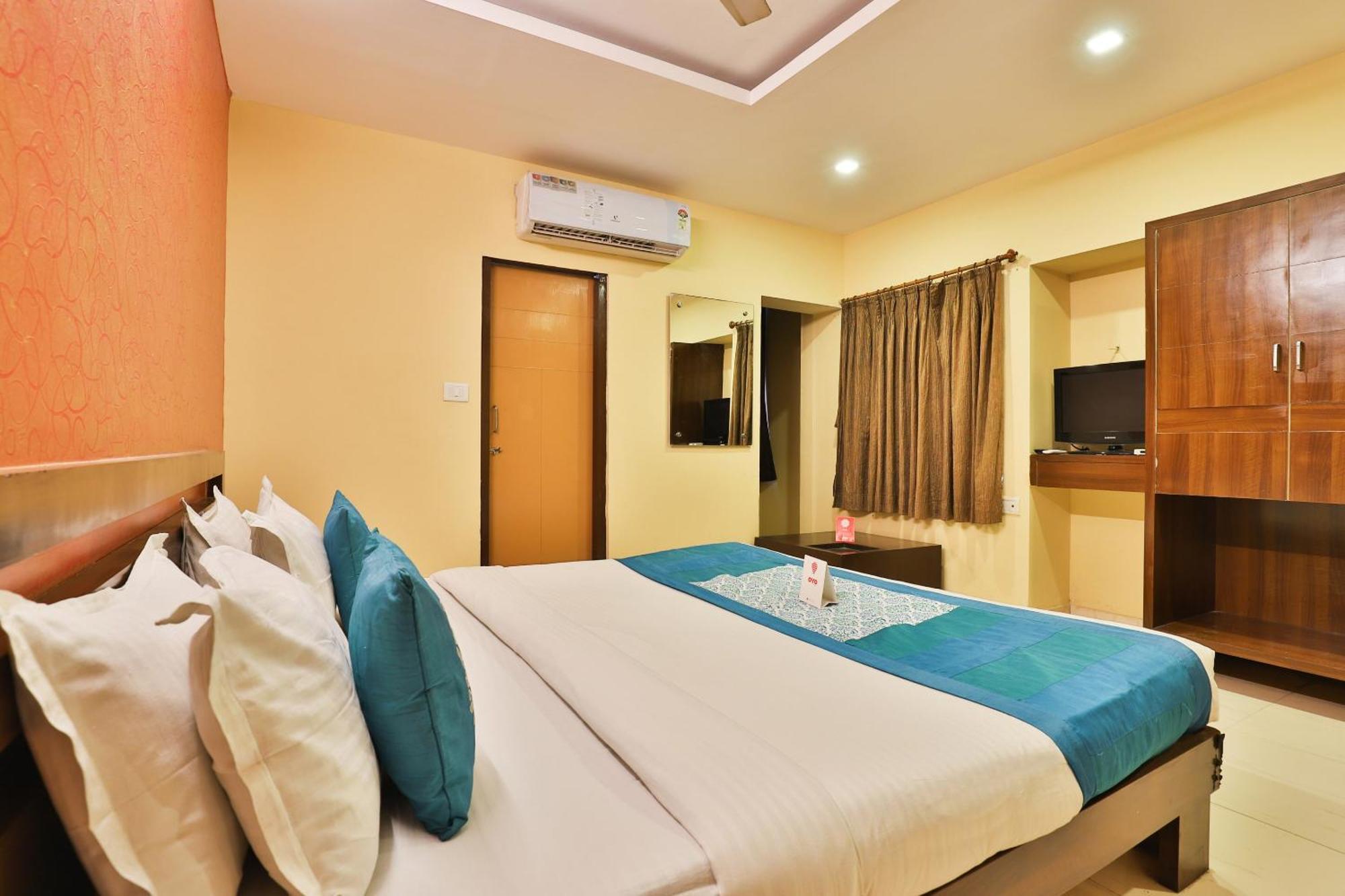 OYO 3444 Hotel Sunrise Gorwa Buitenkant foto