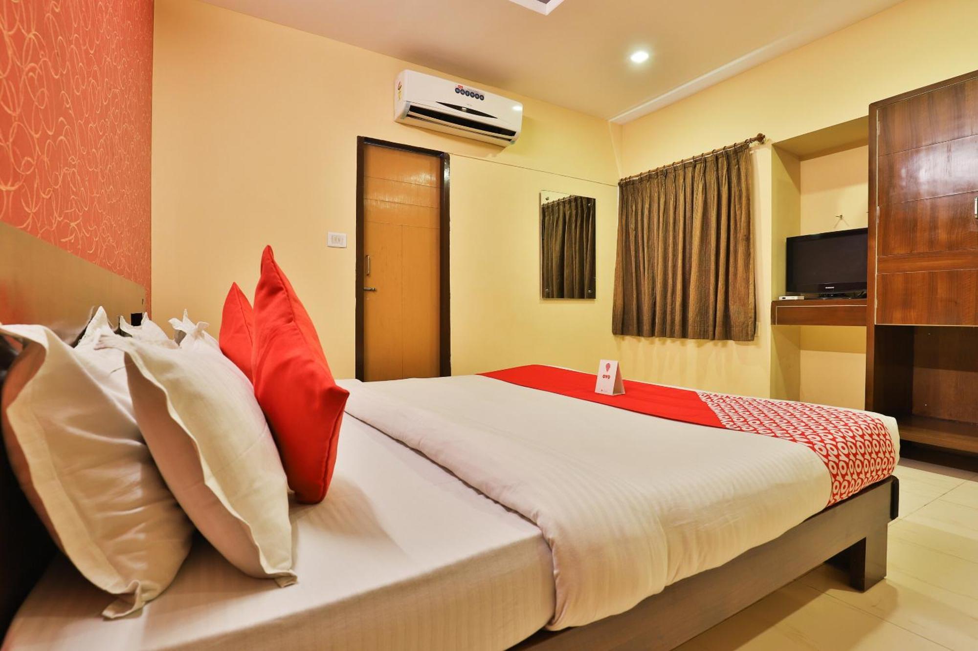 OYO 3444 Hotel Sunrise Gorwa Buitenkant foto
