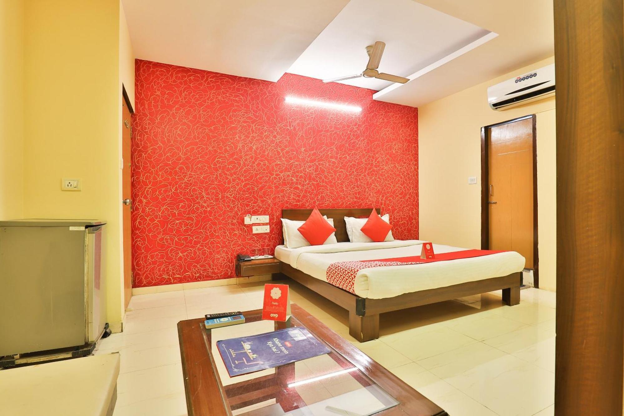 OYO 3444 Hotel Sunrise Gorwa Buitenkant foto