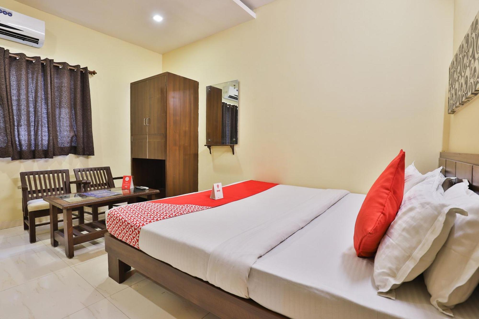 OYO 3444 Hotel Sunrise Gorwa Buitenkant foto
