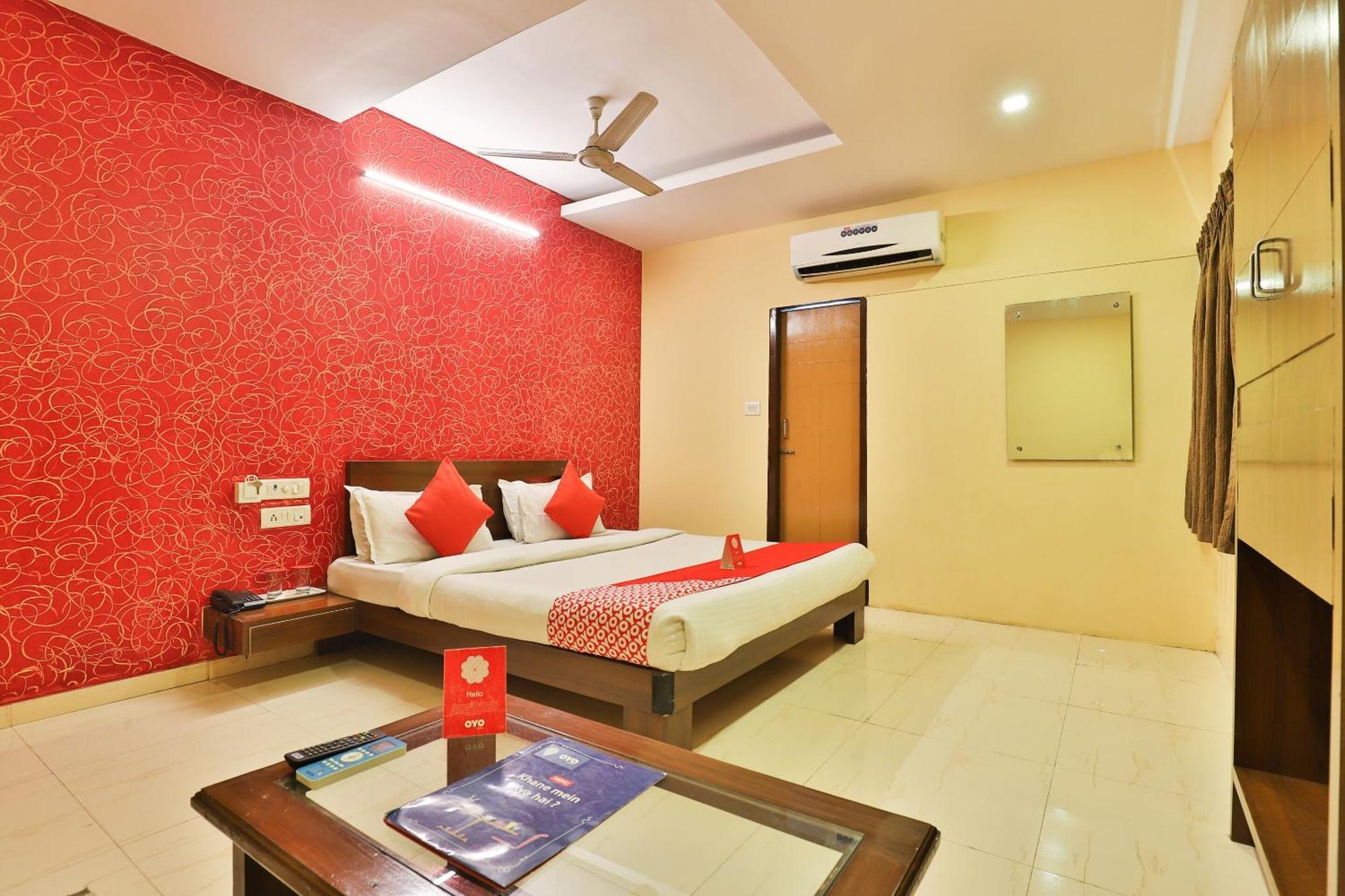 OYO 3444 Hotel Sunrise Gorwa Buitenkant foto