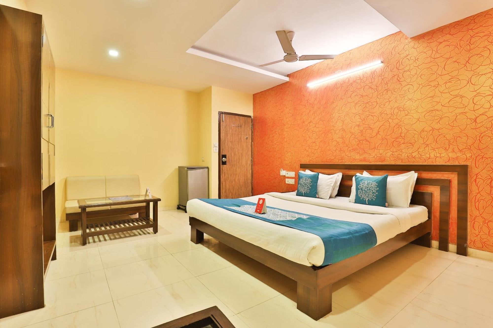 OYO 3444 Hotel Sunrise Gorwa Buitenkant foto