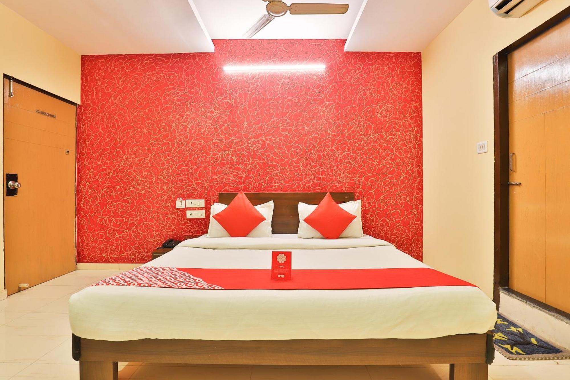OYO 3444 Hotel Sunrise Gorwa Buitenkant foto
